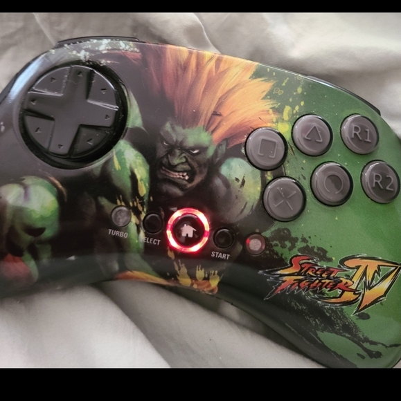 Capcom Mad Catz Wireless Controller Street Fighter IV Blanka Fight Pad SONY PS3 - Picture 4 of 5